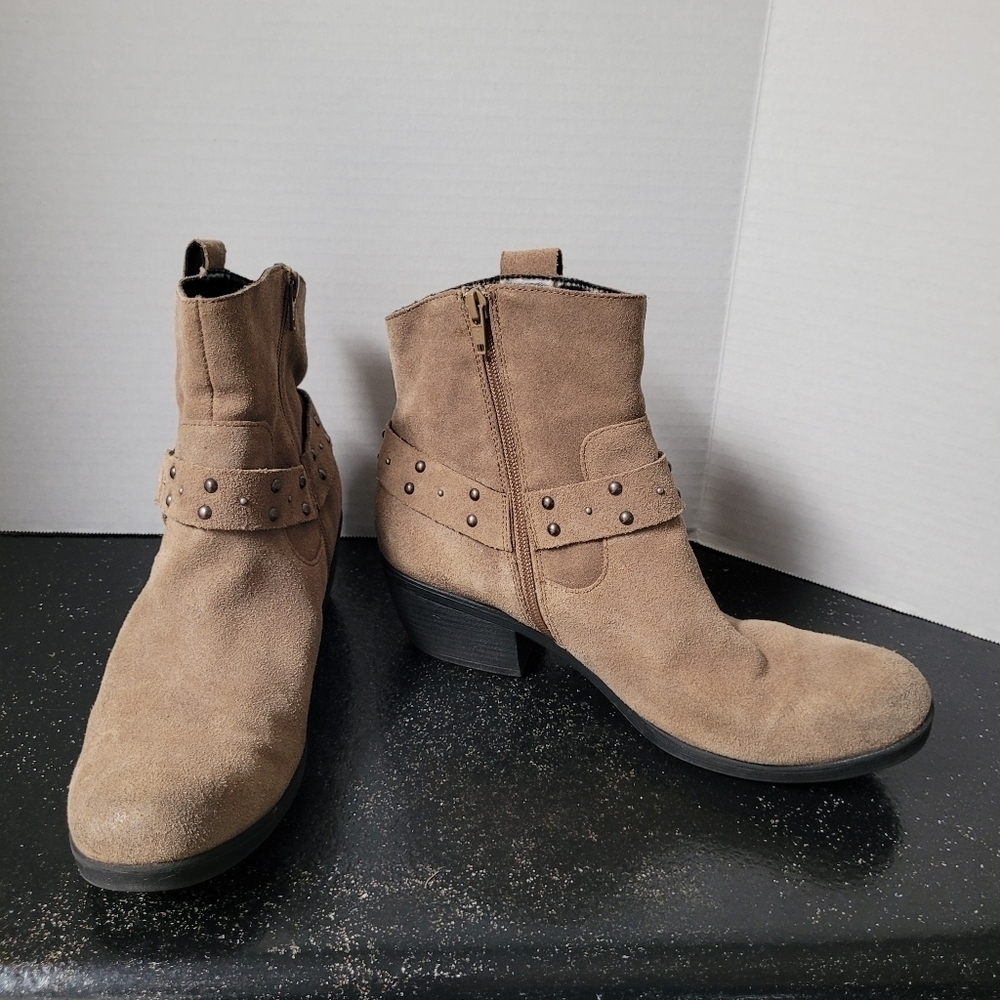 Korks by Kork Ease Beige Moto Booties